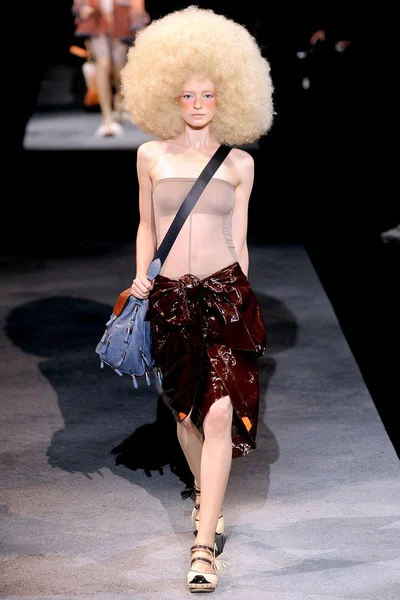 Look 33